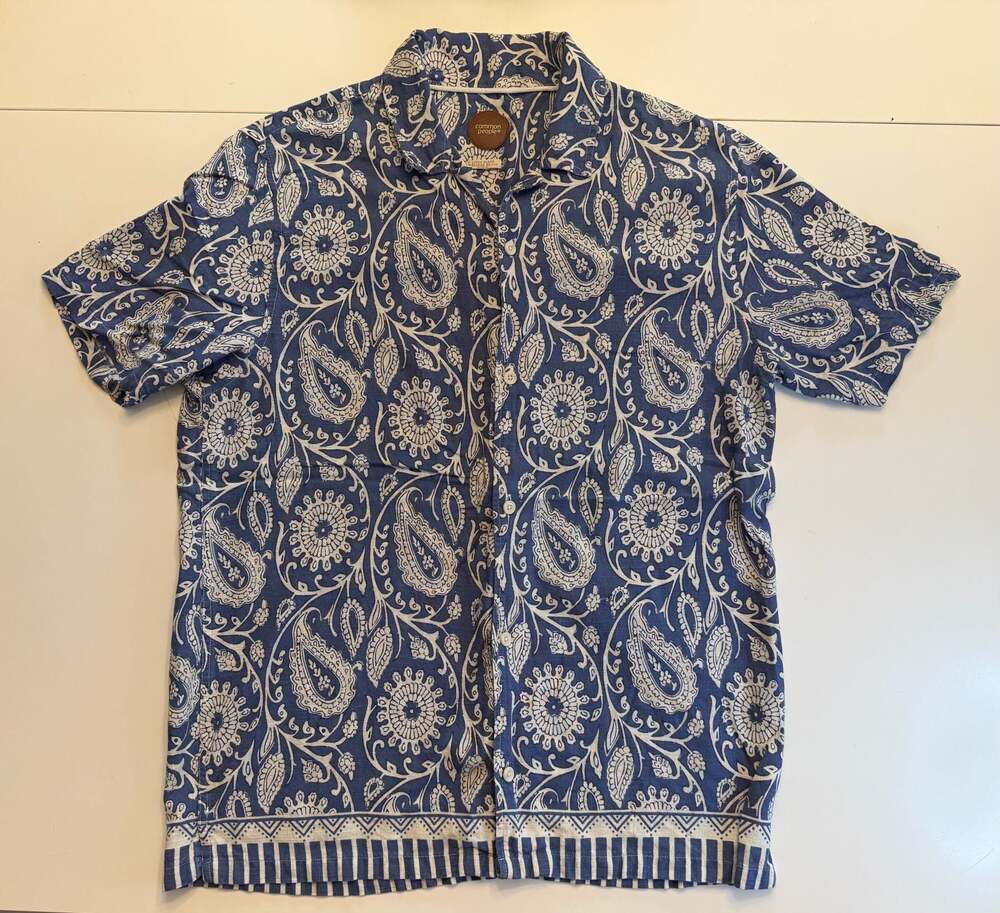 Common People Short Sleeve Button-Up Shirt in Blue Paisley Print, Size XL